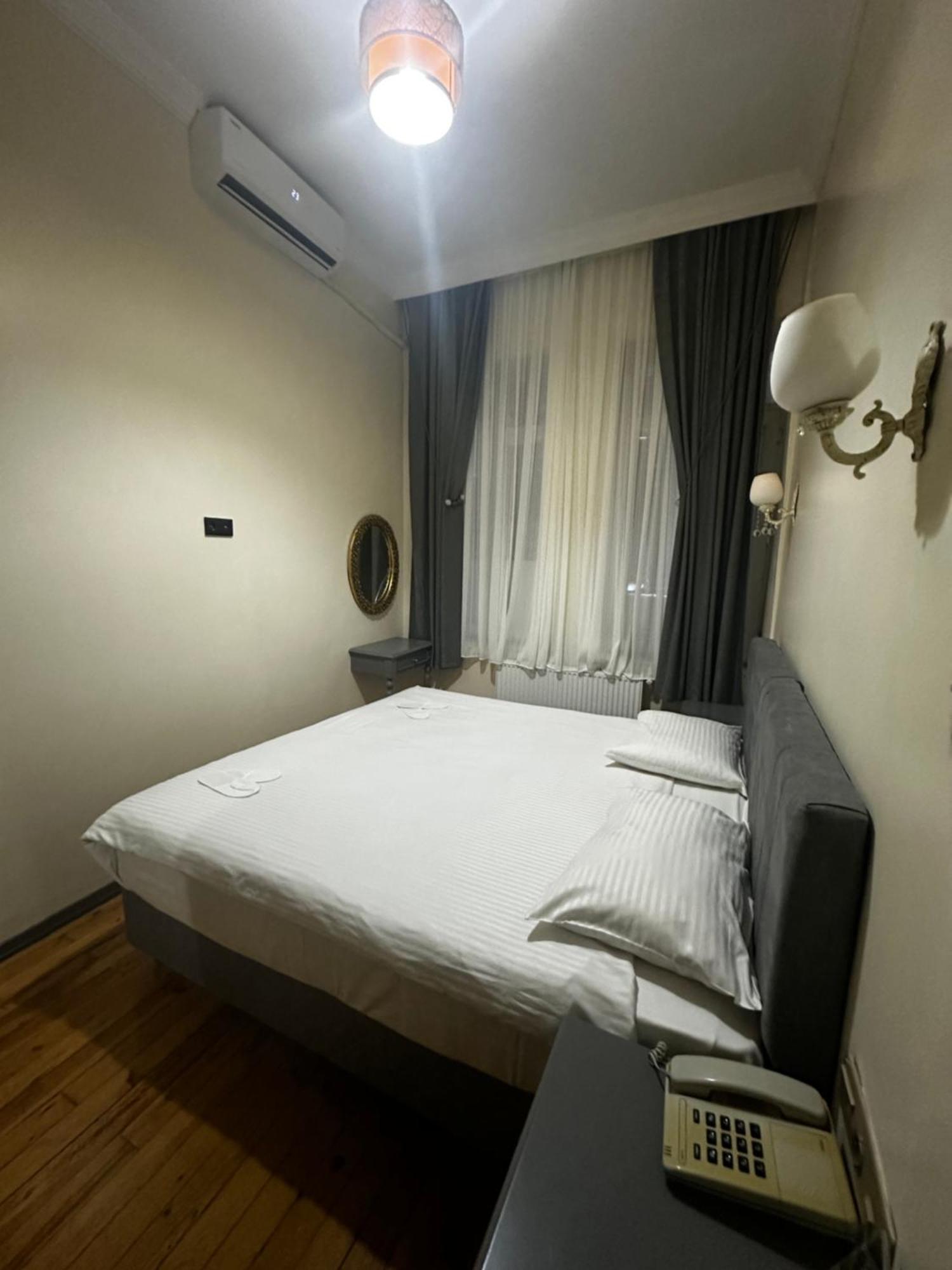 Taksim Green Star Hotel Provincia di Provincia di Istanbul Esterno foto